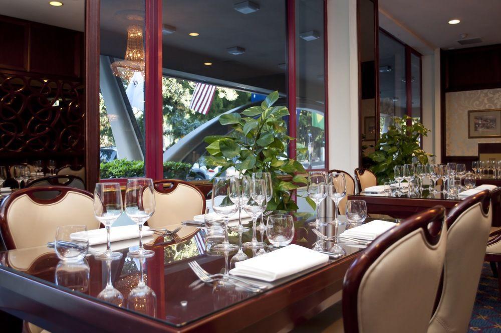 Hotel Royal On The Park 4*